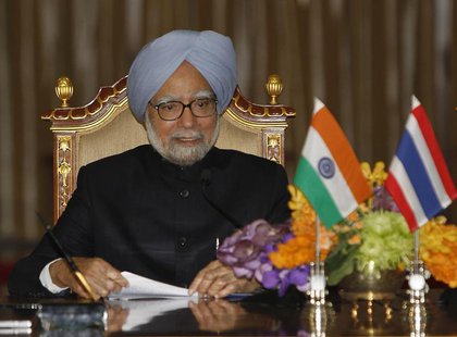 India's Prime Minister Manmohan Singh speaks during a news conference at the Government House in Bangkok May 30, 2013. Singh is on a two-day India's Prime Minister Manmohan Singh speaks during a news conference at the Government House in Bangkok May 30, 2013. Singh is on a two-day