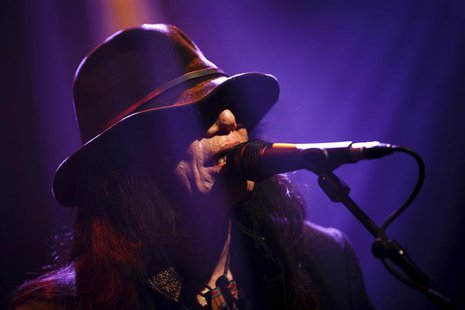 U.S. folk singer Sixto Rodriguez performs during the first night of the 47th Montreux Jazz Festival July 4, 2013. REUTERS/Valentin Flauraud U.S. folk singer Sixto Rodriguez performs during the first night of the 47th Montreux Jazz Festival July 4, 2013. REUTERS/Valentin Flauraud