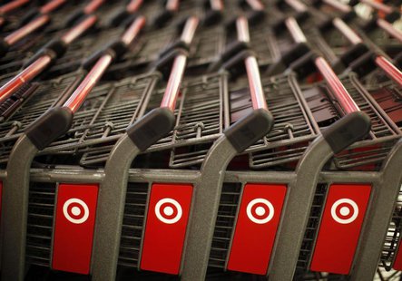 Shopping carts are seen in the new CityTarget store in downtown Chicago July 18, 2012. REUTERS/Jim Young Shopping carts are seen in the new CityTarget store in downtown Chicago July 18, 2012. REUTERS/Jim Young