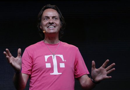 T-Mobile Chief Executive John Legere speaks during a company event in New York July 10, 2013. REUTERS/Brendan McDermid T-Mobile Chief Executive John Legere speaks during a company event in New York July 10, 2013. REUTERS/Brendan McDermid
