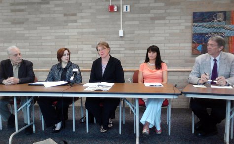 Rep. Mandy Wright (D-Wausau) joins local health care professionals to speak against new Wisconsin abortion law, July 10 2013 Rep. Mandy Wright (D-Wausau) joins local health care professionals to speak against new Wisconsin abortion law, July 10 2013