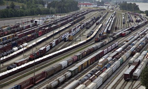 A view of the Canadian Nationals (CN) Thornton Railroad Yards in Surrey, British Columbia, June 21, 2012. REUTERS/Andy Clark A view of the Canadian Nationals (CN) Thornton Railroad Yards in Surrey, British Columbia, June 21, 2012. REUTERS/Andy Clark
