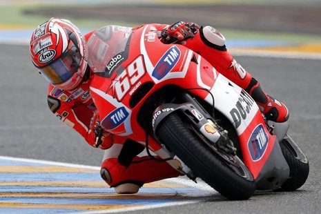 Ducati MotoGP rider Nicky Hayden of the U.S. rides during the French Grand Prix in Le Mans circuit, central France May 19, 2013. REUTERS/Ben Ducati MotoGP rider Nicky Hayden of the U.S. rides during the French Grand Prix in Le Mans circuit, central France May 19, 2013. REUTERS/Ben
