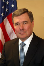 Director of National Drug Control Policy Gil Kerlikowske Director of National Drug Control Policy Gil Kerlikowske