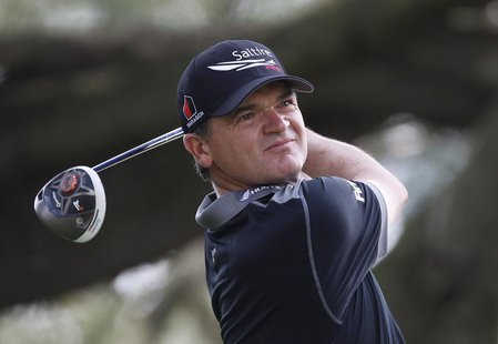 Scotland's Paul Lawrie tees off on the fifth hole during a practice round for the 2013 U.S. Open golf championship at the Merion Golf Club i Scotland's Paul Lawrie tees off on the fifth hole during a practice round for the 2013 U.S. Open golf championship at the Merion Golf Club i