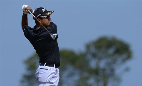 Hideki Matsuyama of Japan watches his tee shot on the sixth hole during the third round of the British Open golf Championship at Muirfield i Hideki Matsuyama of Japan watches his tee shot on the sixth hole during the third round of the British Open golf Championship at Muirfield i