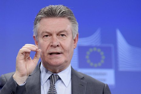 European Trade Commissioner Karel De Gucht speaks during a news conference at the EU Commission headquarters in Brussels June 4, 2013. REUTE European Trade Commissioner Karel De Gucht speaks during a news conference at the EU Commission headquarters in Brussels June 4, 2013. REUTE