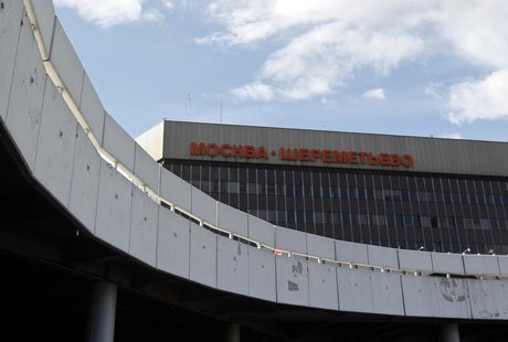 A general view is seen of Sheremetyevo airport in Moscow July 24, 2013. REUTERS/Maxim Shemetov A general view is seen of Sheremetyevo airport in Moscow July 24, 2013. REUTERS/Maxim Shemetov