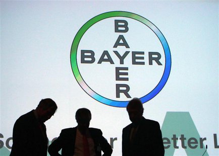 Board members of Bayer AG attend the annual general meeting in Cologne April 27, 2012. REUTERS/Ina Fassbender Board members of Bayer AG attend the annual general meeting in Cologne April 27, 2012. REUTERS/Ina Fassbender