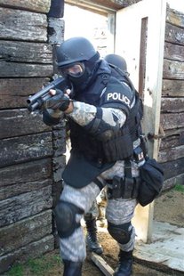 SWAT TEAM SWAT TEAM