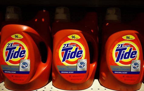 Tide detergent, a Procter & Gamble (P&G) product, is displayed on a shelf at a store in Tempe, Arizona October 29, 2009. REUTERS/Joshua Lott Tide detergent, a Procter & Gamble (P&G) product, is displayed on a shelf at a store in Tempe, Arizona October 29, 2009. REUTERS/Joshua Lott