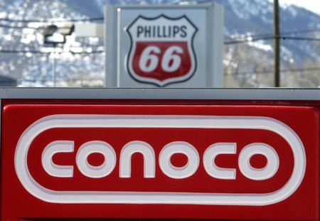 A Conoco Phillips gas station in Boulder, Colorado January 24, 2007. Conoco Phillips will announce its earnings today. REUTERS/Rick Wilking A Conoco Phillips gas station in Boulder, Colorado January 24, 2007. Conoco Phillips will announce its earnings today. REUTERS/Rick Wilking