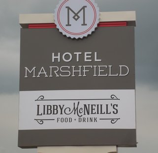 Hotel Marshfield Hotel Marshfield