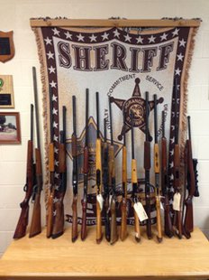 Guns seized in Howe, Indiana raid Guns seized in Howe, Indiana raid
