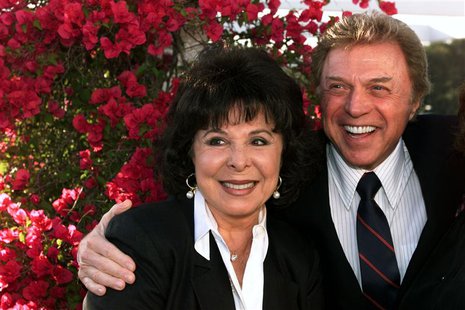 Singers Steve Lawrence and Edyie Gorme pose as they arrive at " An Evening with Larry Gelbart" at The Museum of Television & Radio in Beverl Singers Steve Lawrence and Edyie Gorme pose as they arrive at " An Evening with Larry Gelbart" at The Museum of Television & Radio in Beverl
