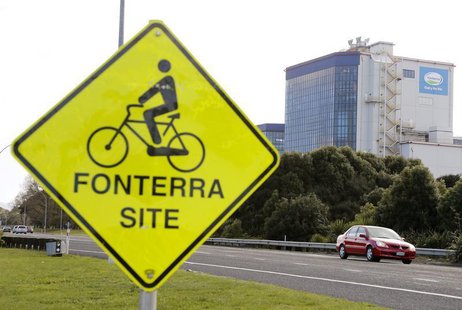 The Fonterra Te Rapa plant is seen behind a sign board for cyclists near Hamilton, August 6, 2013. REUTERS/Nigel Marple The Fonterra Te Rapa plant is seen behind a sign board for cyclists near Hamilton, August 6, 2013. REUTERS/Nigel Marple
