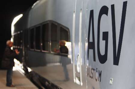 Al Qaeda is planning attacks on high-speed trains in Europe a German newspaper reported on Monday/REUTERS/Regis Duvignau (FRANCE) Al Qaeda is planning attacks on high-speed trains in Europe a German newspaper reported on Monday/REUTERS/Regis Duvignau (FRANCE)