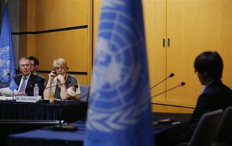 Michael Kirby (L), chairman of the United Nations Commission of Inquiry on North Korea, poses a question to Shin Dong-hyuk (R), a former Nor Michael Kirby (L), chairman of the United Nations Commission of Inquiry on North Korea, poses a question to Shin Dong-hyuk (R), a former Nor