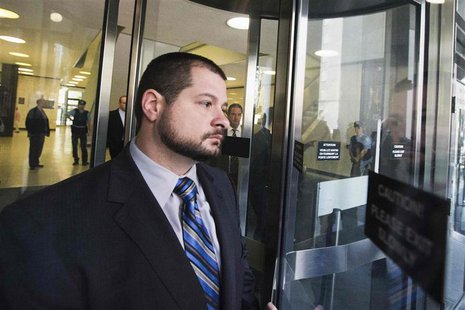 Toronto police officer Constable James Forcillo leaves the court after being let out on bail in Toronto, August 20, 2013. REUTERS/Mark Blinc Toronto police officer Constable James Forcillo leaves the court after being let out on bail in Toronto, August 20, 2013. REUTERS/Mark Blinc