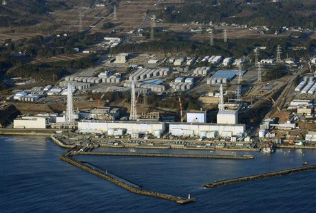 An aerial view shows Tokyo Electric Power Co.'s (TEPCO) tsunami-crippled Fukushima Daiichi nuclear power plant in Fukushima Prefecture in th An aerial view shows Tokyo Electric Power Co.'s (TEPCO) tsunami-crippled Fukushima Daiichi nuclear power plant in Fukushima Prefecture in th