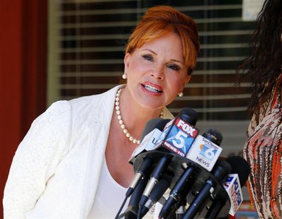 Local businesswoman Dianne York, now the 18th woman to come forward with accusations that San Diego Mayor Bob Filner touched her inappropria Local businesswoman Dianne York, now the 18th woman to come forward with accusations that San Diego Mayor Bob Filner touched her inappropria