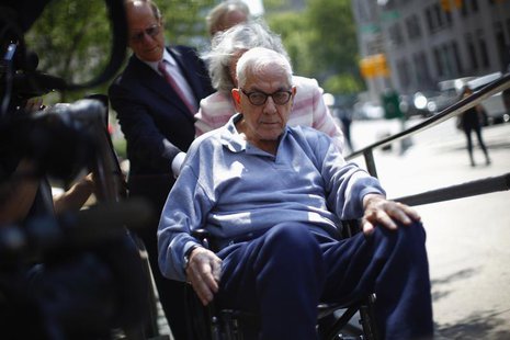 Anthony Marshall arrives to New York Criminal Court, June 21, 2013. Marshall, 89, son of late philanthropist Brooke Astor, turned himself in Anthony Marshall arrives to New York Criminal Court, June 21, 2013. Marshall, 89, son of late philanthropist Brooke Astor, turned himself in