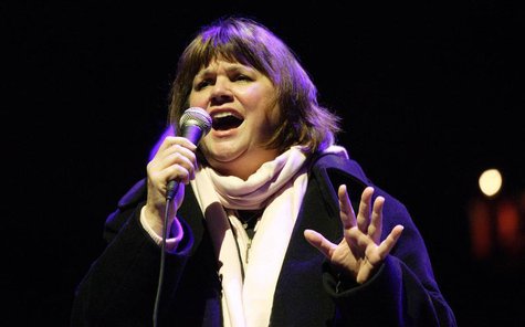 Linda Ronstadt performs at the19th annual Bridge School Benefit Concert in Mountain View, California October 29, 2005. The Bridge School is Linda Ronstadt performs at the19th annual Bridge School Benefit Concert in Mountain View, California October 29, 2005. The Bridge School is
