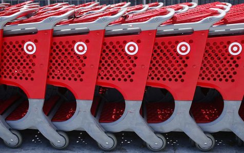 Shopping carts from a Target store are lined up in Encinitas, California May 22, 2013. REUTERS/Mike Blake Shopping carts from a Target store are lined up in Encinitas, California May 22, 2013. REUTERS/Mike Blake