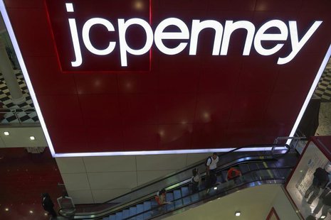 Customers ride the escalator at a J.C. Penney store in New York August 14, 2013. REUTERS/Brendan McDermid Customers ride the escalator at a J.C. Penney store in New York August 14, 2013. REUTERS/Brendan McDermid