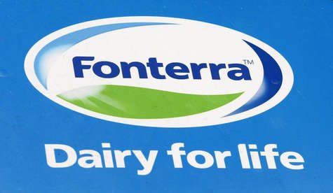 The Fonterra logo is seen near the Fonterra Te Rapa plant near Hamilton August 6, 2013. REUTERS/Nigel Marple The Fonterra logo is seen near the Fonterra Te Rapa plant near Hamilton August 6, 2013. REUTERS/Nigel Marple