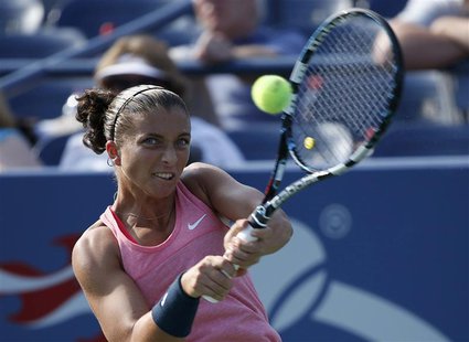 Sara Errani of Italy hits a return to Olivia Rogowska of Australia at the U.S. Open tennis championships in New York August 27, 2013. REUTER Sara Errani of Italy hits a return to Olivia Rogowska of Australia at the U.S. Open tennis championships in New York August 27, 2013. REUTER
