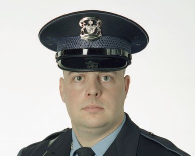 MSP Motor Carrier Officer Dennis Myers (photo courtesy Michigan State Police) MSP Motor Carrier Officer Dennis Myers (photo courtesy Michigan State Police)