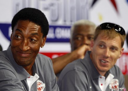 Former NBA Chicago Bulls player Scottie Pippen (L) smiles during a news conference inside a mall of Asia Arena in Manila, July 17, 2012. REU Former NBA Chicago Bulls player Scottie Pippen (L) smiles during a news conference inside a mall of Asia Arena in Manila, July 17, 2012. REU