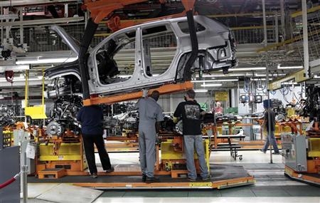 Chrysler Group assembly workers lower the frame onto the chassis for Chrysler Jeeps, Grand Cherokees and Dodge Durangos at the Chrysler Jefferson North auto plant in Detroit, Michigan April 28, 2011.
Credit: Reuters/Rebecca Cook Chrysler Group assembly workers lower the frame onto the chassis for Chrysler Jeeps, Grand Cherokees and Dodge Durangos at the Chrysler Jefferson North auto plant in Detroit, Michigan April 28, 2011.
Credit: Reuters/Rebecca Cook