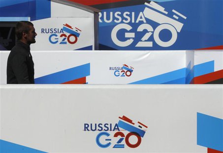 Banners of the G20 Summit hang on an embankment near the Neva river in St. Petersburg, September 1, 2013. REUTERS/Alexander Demianchuk Banners of the G20 Summit hang on an embankment near the Neva river in St. Petersburg, September 1, 2013. REUTERS/Alexander Demianchuk