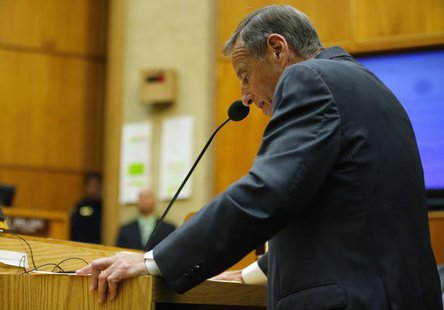 San Diego Mayor Bob Filner addresses a special meeting of the San Diego City Council after resigning as the city's mayor in San Diego, Calif San Diego Mayor Bob Filner addresses a special meeting of the San Diego City Council after resigning as the city's mayor in San Diego, Calif