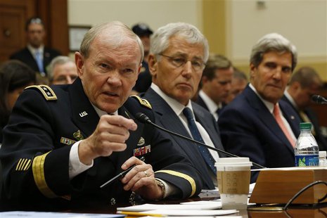 (L-R) U.S. General Martin Dempsey, chairman of the Joint Chiefs of Staff, U.S. Secretary of Defense Chuck Hagel and U.S. Secretary of State (L-R) U.S. General Martin Dempsey, chairman of the Joint Chiefs of Staff, U.S. Secretary of Defense Chuck Hagel and U.S. Secretary of State