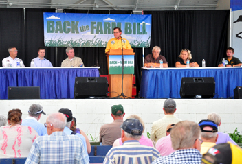 Pictured, from left, Matt Gassen, Feeding South Dakota; Brandon Willis, RMA Administrator; Sen. Tim Johnson, D-S.D.; Doug Sombke, SD Farmers Union; Tom Hitchcock, Redfield Energy LLC; Lisa Richardson, S.D. Corngrowers Association; Mike Stephenson, Pheasants Forever. (SDFU Photo) Pictured, from left, Matt Gassen, Feeding South Dakota; Brandon Willis, RMA Administrator; Sen. Tim Johnson, D-S.D.; Doug Sombke, SD Farmers Union; Tom Hitchcock, Redfield Energy LLC; Lisa Richardson, S.D. Corngrowers Association; Mike Stephenson, Pheasants Forever. (SDFU Photo)