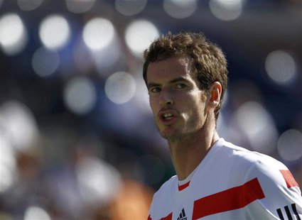 Andy Murray of Britain reacts after a missed point against Stanislas Wawrinka of Switzerland at the U.S. Open tennis championships in New Yo Andy Murray of Britain reacts after a missed point against Stanislas Wawrinka of Switzerland at the U.S. Open tennis championships in New Yo