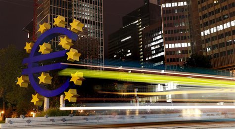 A tram runs past the euro sign landmark outside the headquarters of the European Central Bank (ECB) in Frankfurt September 2, 2013. REUTERS/ A tram runs past the euro sign landmark outside the headquarters of the European Central Bank (ECB) in Frankfurt September 2, 2013. REUTERS/