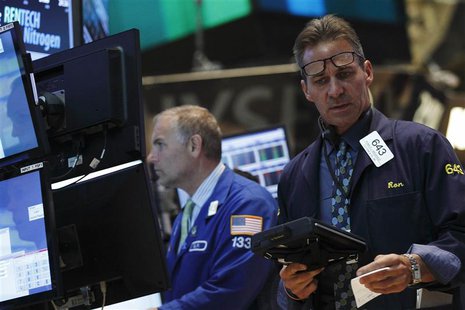 Traders work on the floor of the New York Stock Exchange September 5, 2013. REUTERS/Brendan McDermid Traders work on the floor of the New York Stock Exchange September 5, 2013. REUTERS/Brendan McDermid