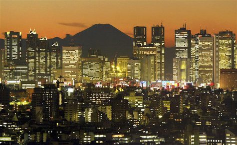 Skyscrapers in Tokyo's Shinjuku district frame Mount Fuji at dusk in this December 11, 2002 file photo. REUTERS/Kimimasa Mayama/Files Skyscrapers in Tokyo's Shinjuku district frame Mount Fuji at dusk in this December 11, 2002 file photo. REUTERS/Kimimasa Mayama/Files