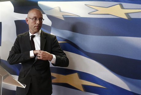 European Central Bank (ECB) executive board member Joerg Asmussen leaves a podium after a news conference in Athens August 21, 2013. REUTERS European Central Bank (ECB) executive board member Joerg Asmussen leaves a podium after a news conference in Athens August 21, 2013. REUTERS