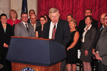 Sen. Tim Johnson receives the Friend of the Family Farmer Award from NFU during the legislative fly-in to Washington, D.C., with South Dakotans pictured behind him. (SDFU.org) Sen. Tim Johnson receives the Friend of the Family Farmer Award from NFU during the legislative fly-in to Washington, D.C., with South Dakotans pictured behind him. (SDFU.org)