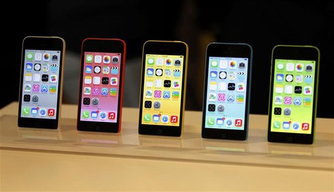 The five colors of the new iPhone 5C are seen after Apple Inc's media event in Cupertino, California September 10, 2013. REUTERS/Stephen Lam The five colors of the new iPhone 5C are seen after Apple Inc's media event in Cupertino, California September 10, 2013. REUTERS/Stephen Lam