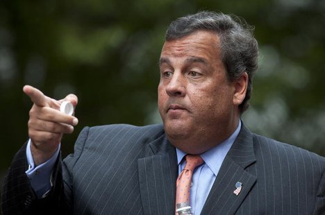 Governor Chris Christie takes questions from the media in Newark, September 3, 2013. REUTERS/Carlo Allegri Governor Chris Christie takes questions from the media in Newark, September 3, 2013. REUTERS/Carlo Allegri