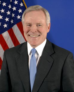 U.S. Navy Secretary Ray Mabus (Photo by: United States Navy). U.S. Navy Secretary Ray Mabus (Photo by: United States Navy).