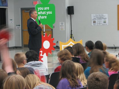 J.B. Van Hollen at Google Good to Know Roadshow, at Horace Mann Middle School in Wausau, WI J.B. Van Hollen at Google Good to Know Roadshow, at Horace Mann Middle School in Wausau, WI