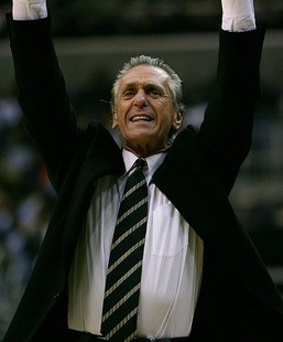Miami Heat President Pat Riley will be the keynote speaker at the Sioux Falls Area Chamber of Commerce 107th Annual Meeting Tuesday, Oct. 22, 2013. (Flickr.com/keithallison) Miami Heat President Pat Riley will be the keynote speaker at the Sioux Falls Area Chamber of Commerce 107th Annual Meeting Tuesday, Oct. 22, 2013. (Flickr.com/keithallison)