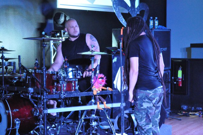 Robb and Elias, Nonpoint's nucleolus